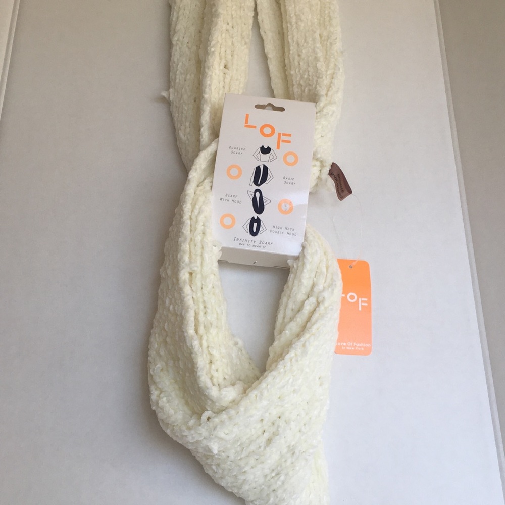 Infinity Scarf - Picture 3 of 3